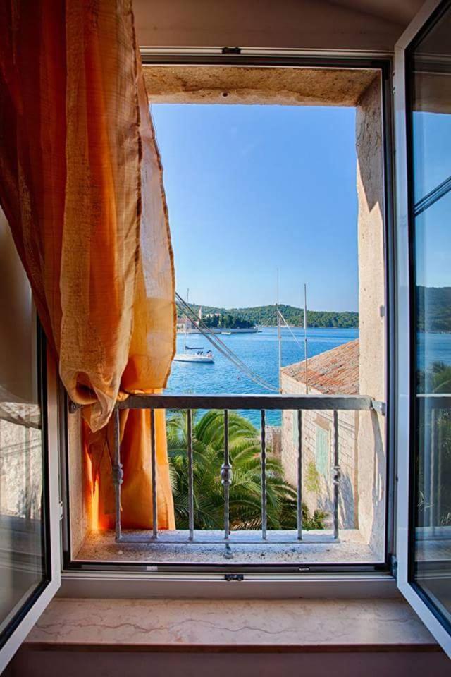 Apartment Domina Вис Экстерьер фото