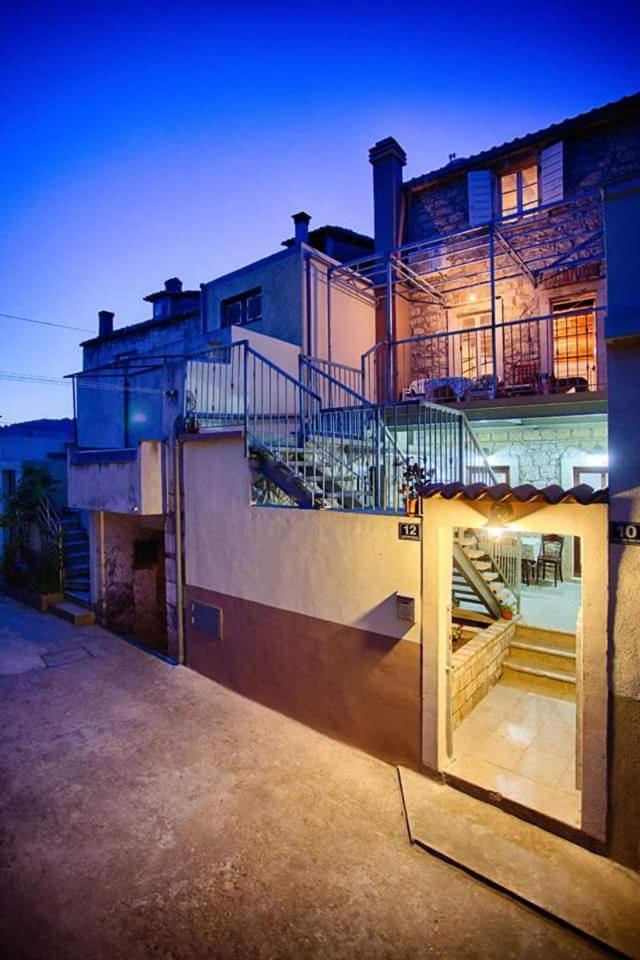 Apartment Domina Вис Экстерьер фото